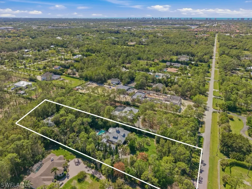 6480 Sandalwood Lane Naples FL 34109