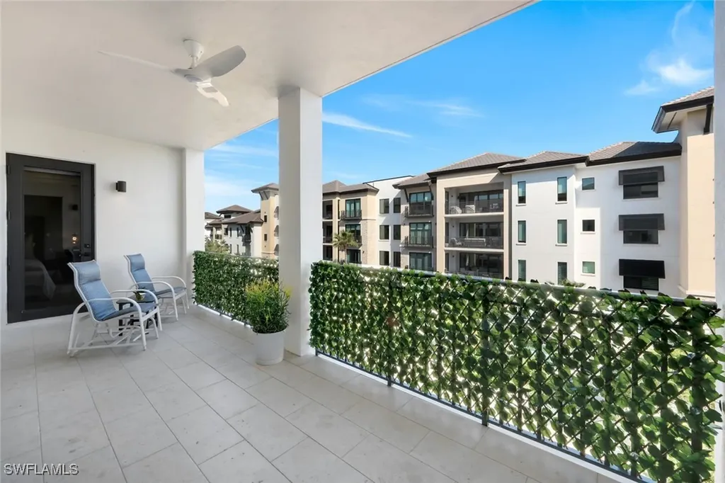 1030 3rd Avenue S Naples FL 34102
