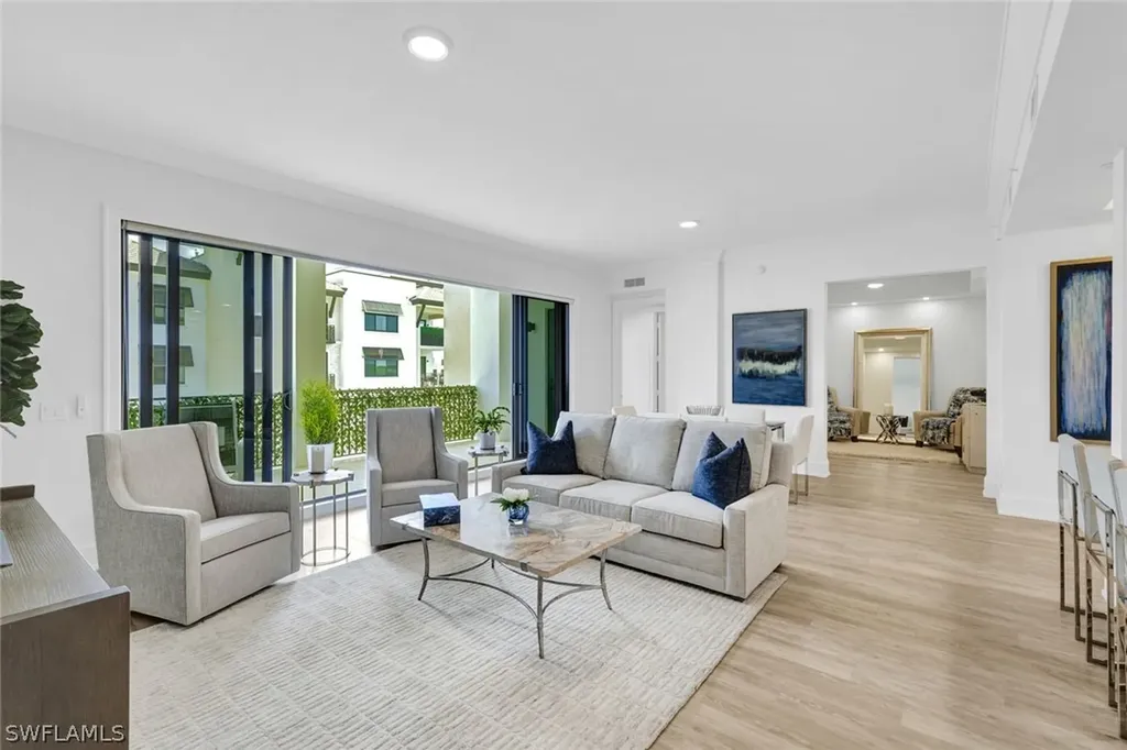 1030 3rd Avenue S Naples FL 34102