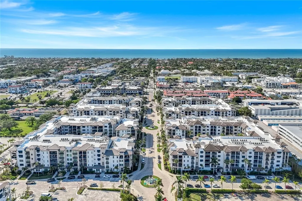 1030 3rd Avenue S Naples FL 34102