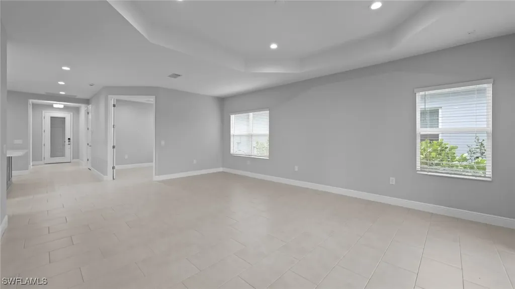 4564 Skysail Drive Naples FL 34120