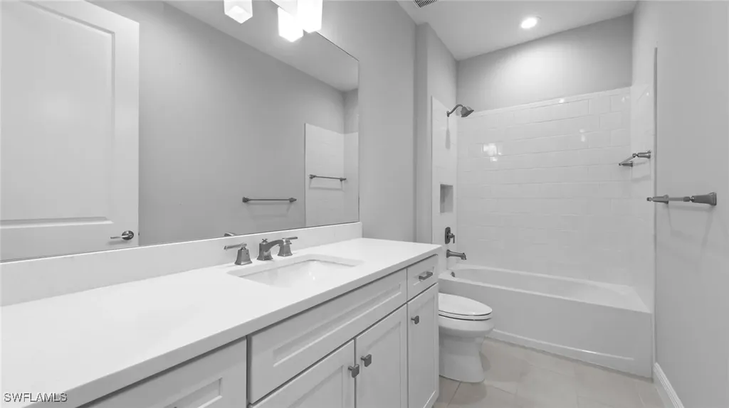4564 Skysail Drive Naples FL 34120