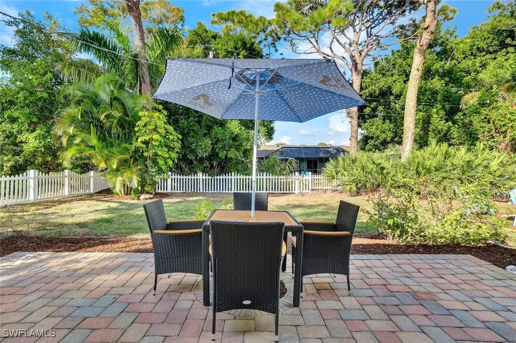 173 7th Street Bonita Springs FL 34134