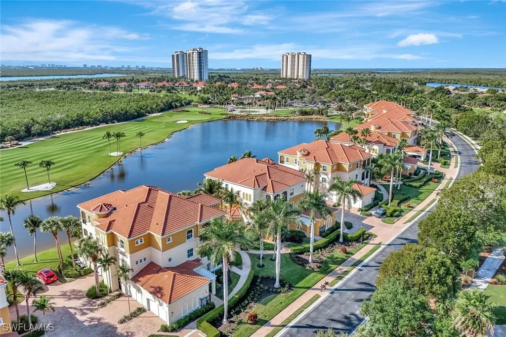 Naples FL, 1438 Borghese Lane, Unit 101