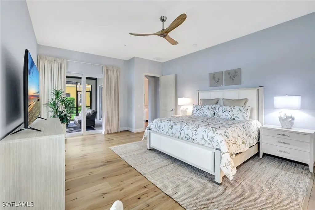 1438 Borghese Lane Naples FL 34114
