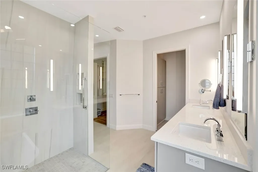 1438 Borghese Lane Naples FL 34114