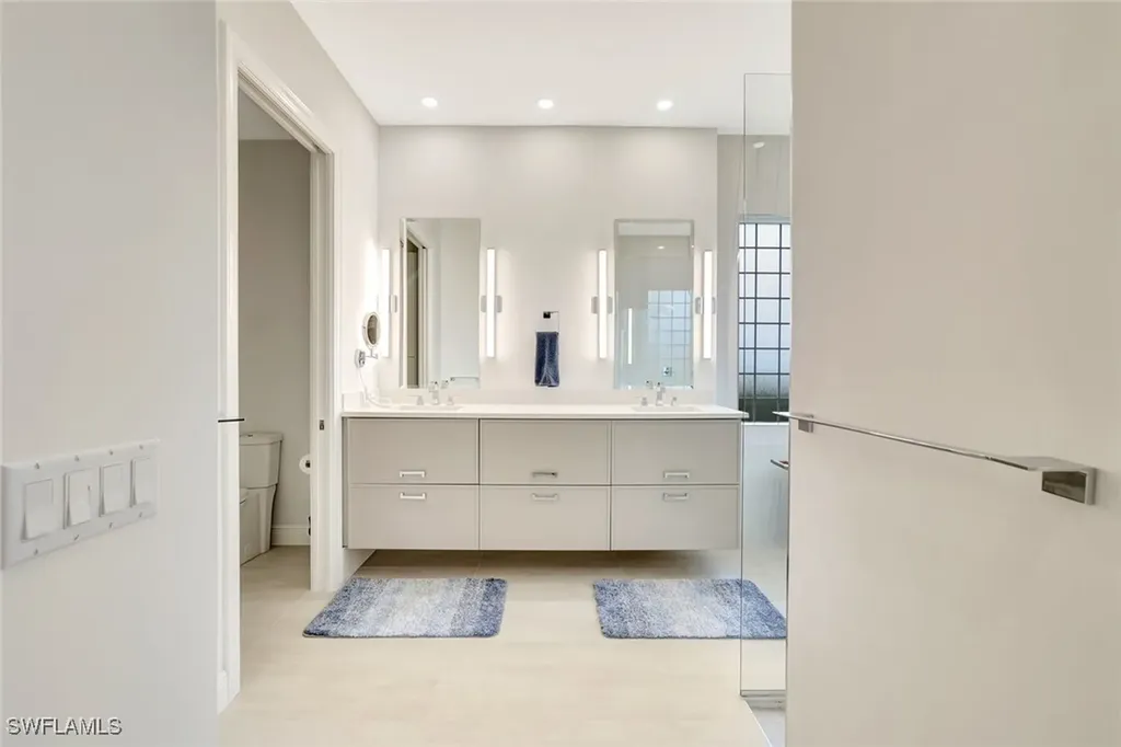 1438 Borghese Lane Naples FL 34114