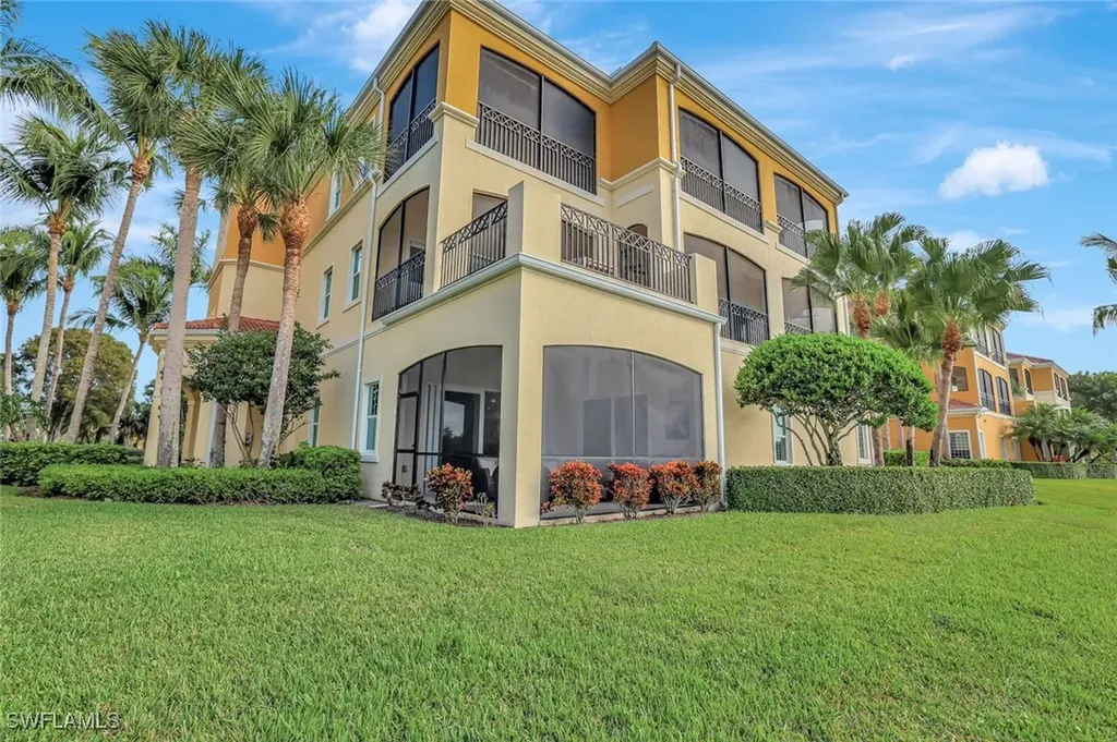 1438 Borghese Lane Naples FL 34114