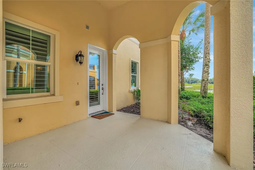 1438 Borghese Lane Naples FL 34114
