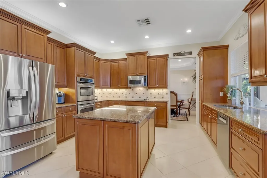 1859 Ivory Cane Point Naples FL 34119