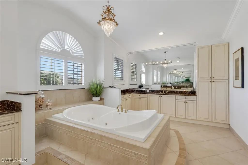 1859 Ivory Cane Point Naples FL 34119