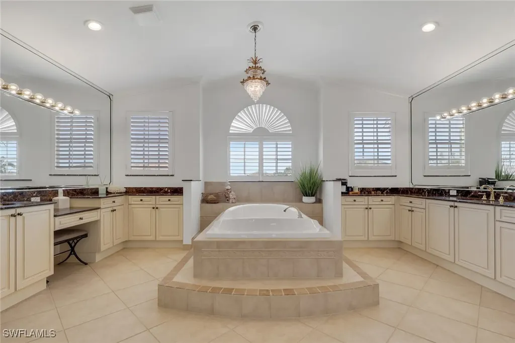 1859 Ivory Cane Point Naples FL 34119