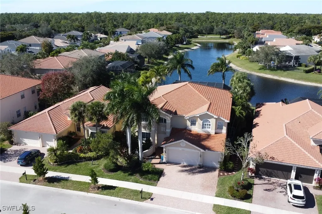 1859 Ivory Cane Point Naples FL 34119