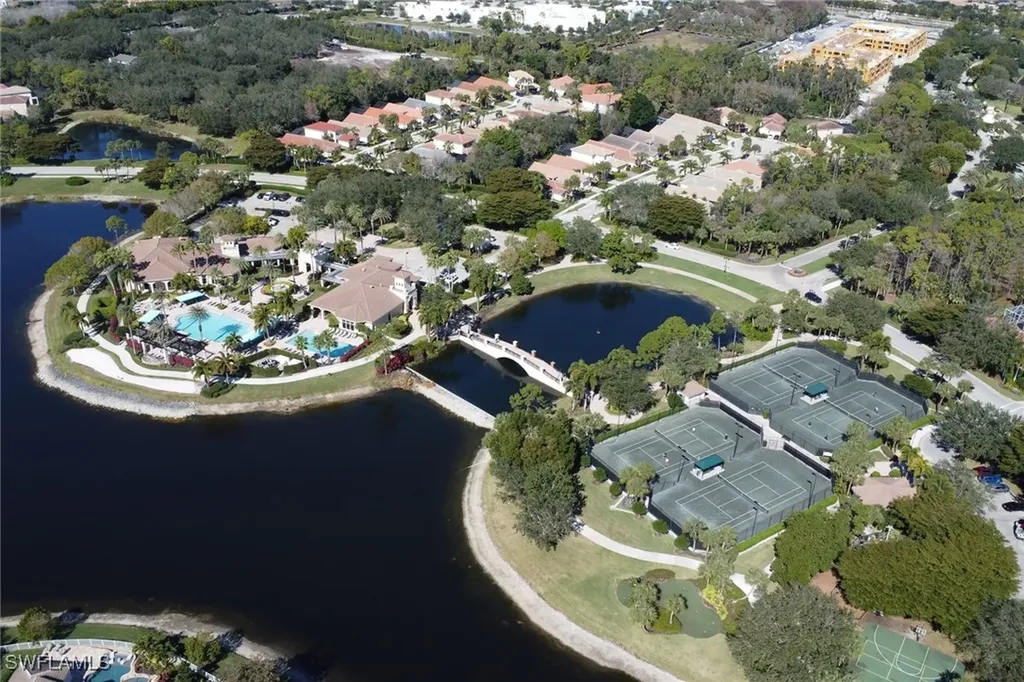 1859 Ivory Cane Point Naples FL 34119