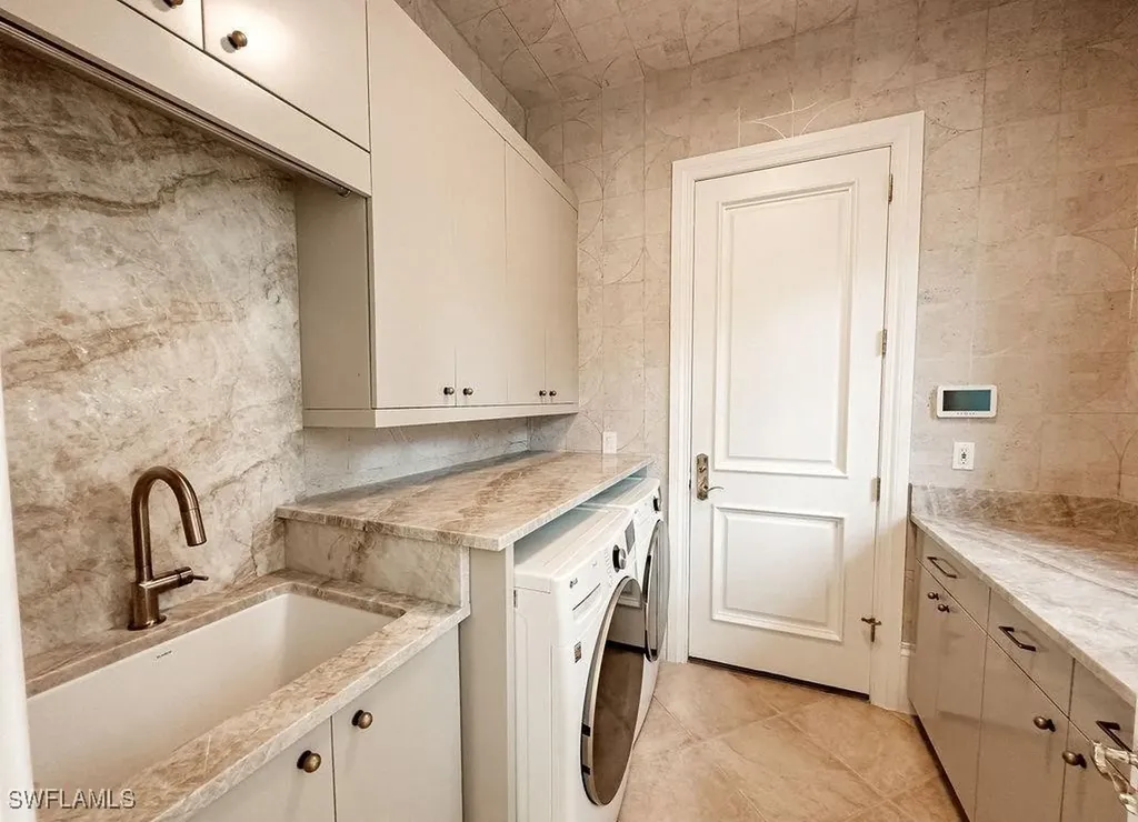 15627 Villoresi Way Naples FL 34110