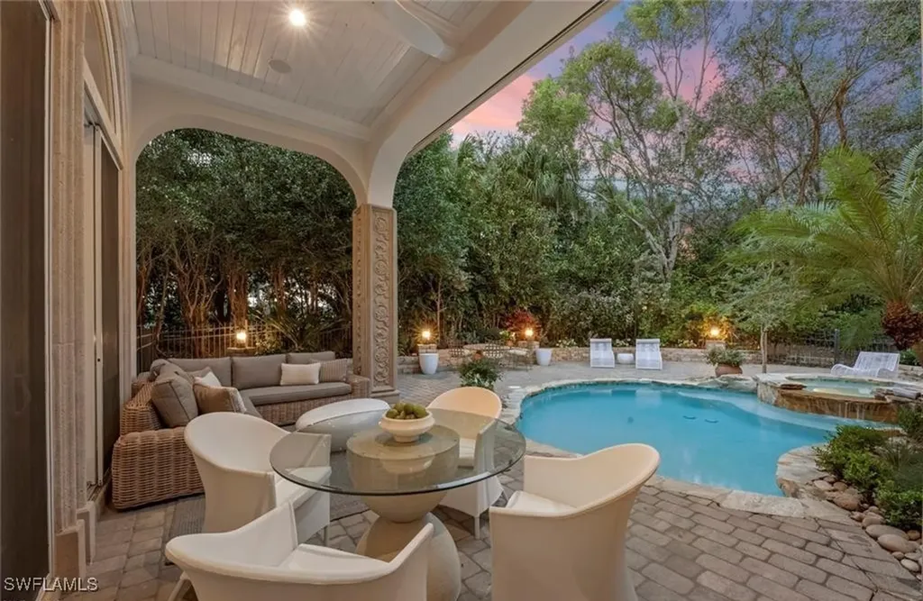 15627 Villoresi Way Naples FL 34110
