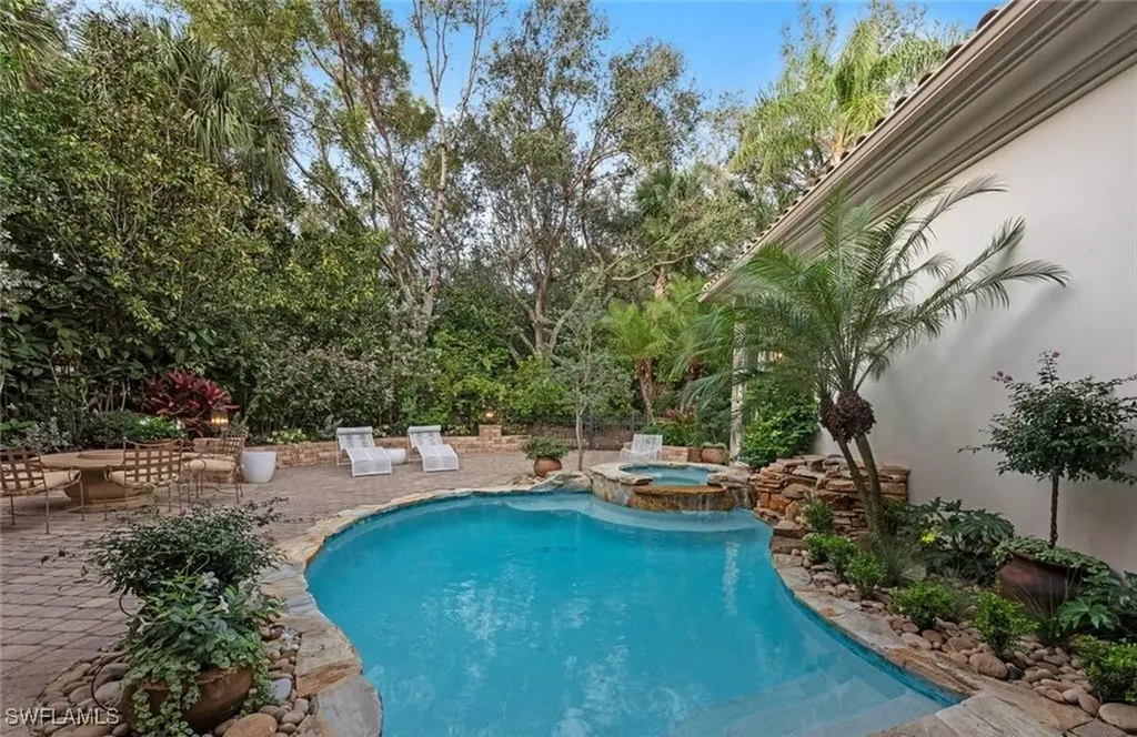 15627 Villoresi Way Naples FL 34110