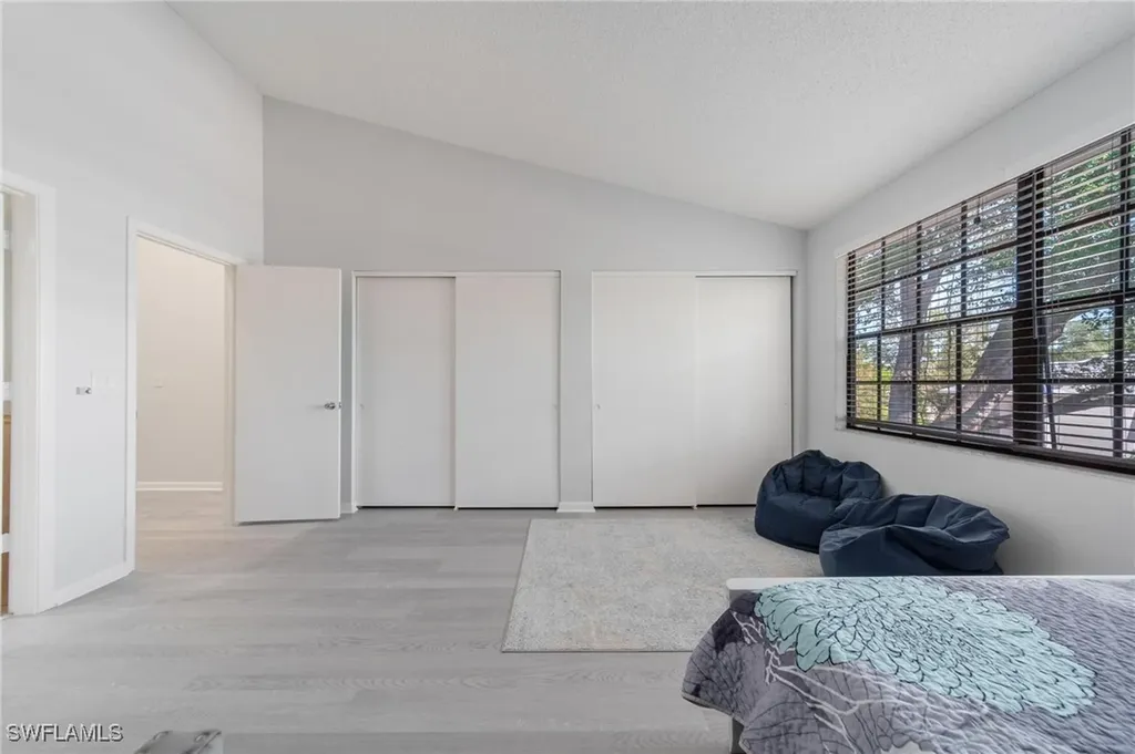 820 Meadowland Drive Naples FL 34108