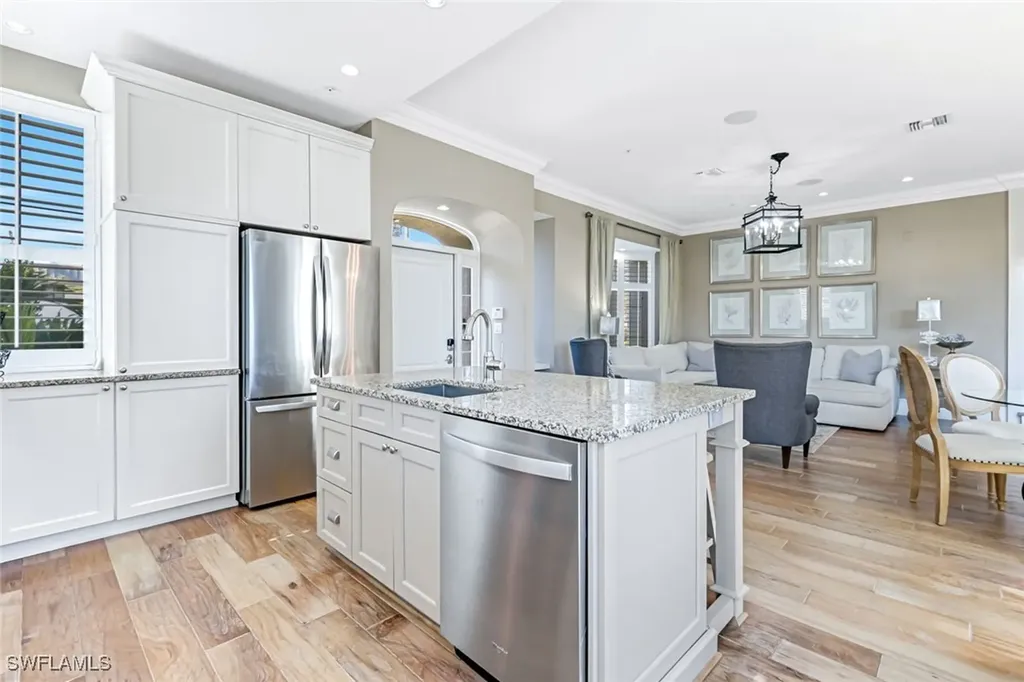 993 8th Street S Naples FL 34102