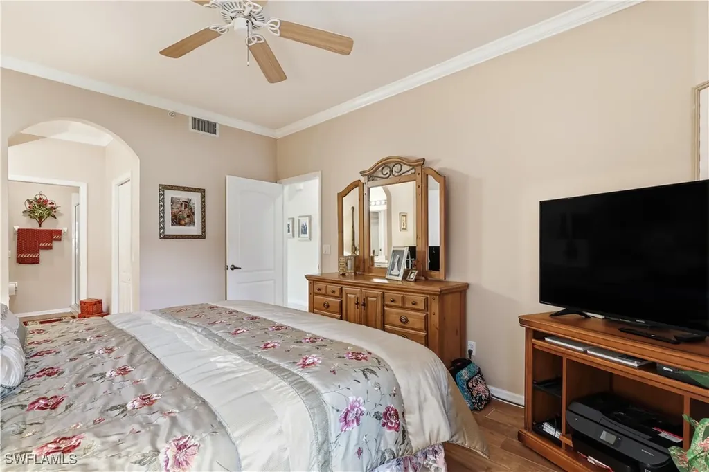 2910 Cypress Trace Circle Naples FL 34119