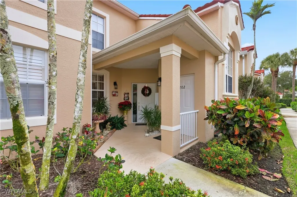2910 Cypress Trace Circle Naples FL 34119