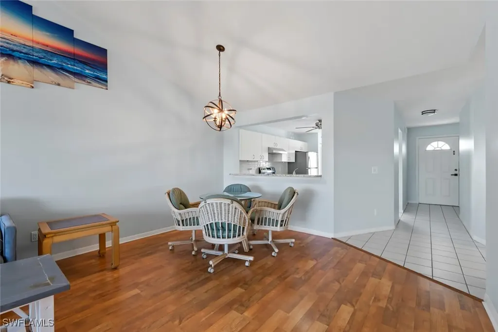 121 Gabriel Circle Naples FL 34104