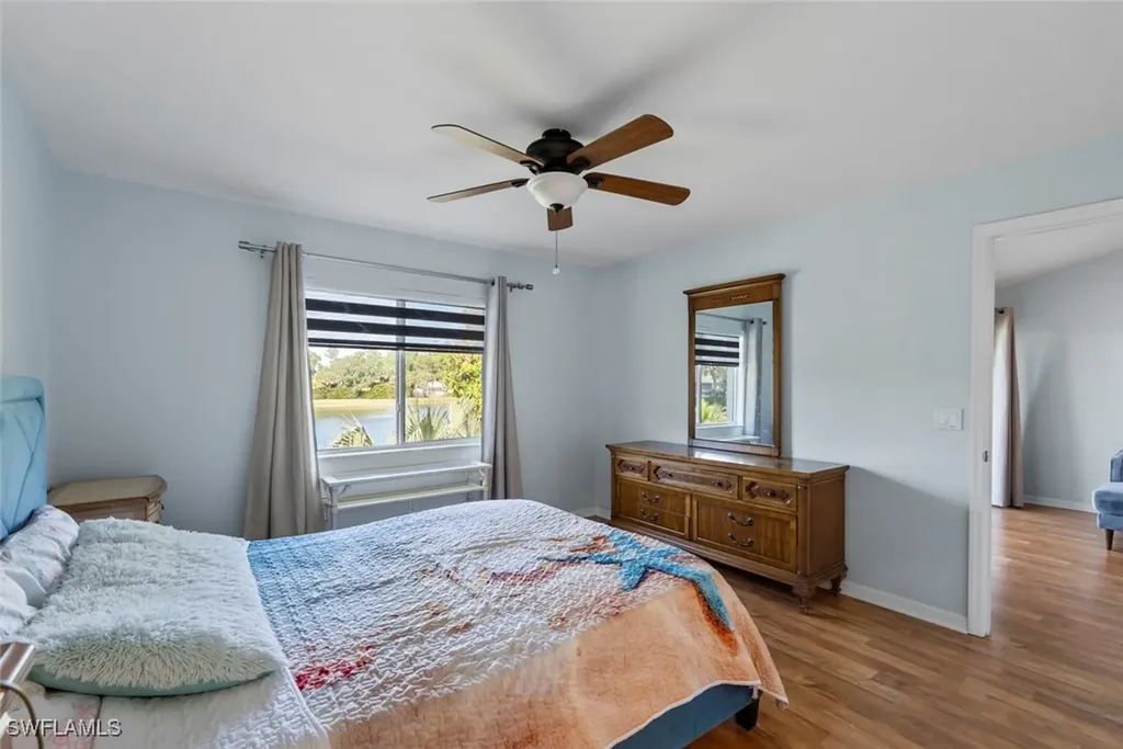 121 Gabriel Circle Naples FL 34104