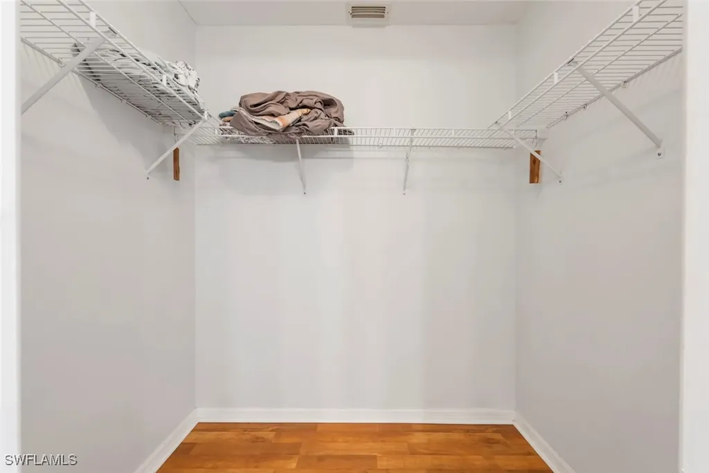 121 Gabriel Circle Naples FL 34104