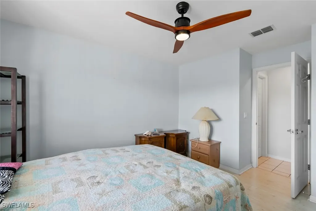 121 Gabriel Circle Naples FL 34104