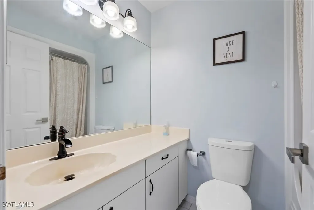 121 Gabriel Circle Naples FL 34104