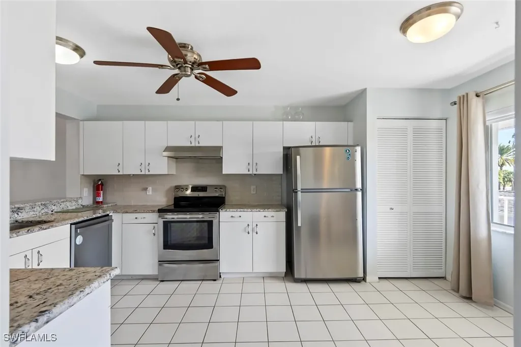 121 Gabriel Circle Naples FL 34104