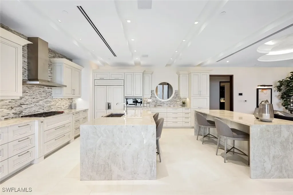 4800 Pelican Colony Boulevard Bonita Springs FL 34134