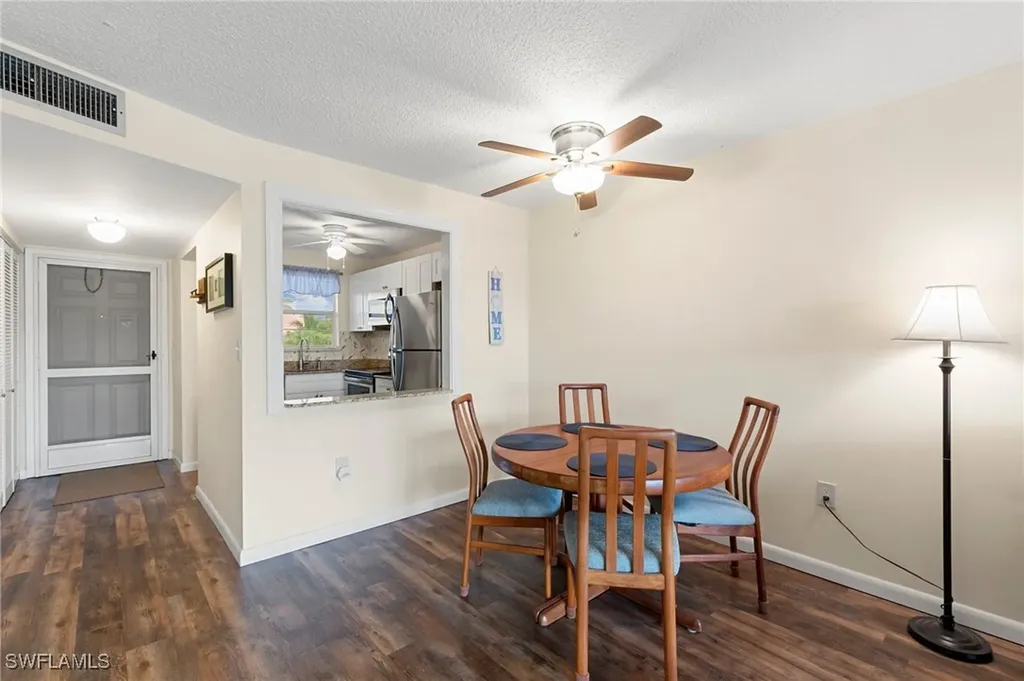 160 Turtle Lake Court Naples FL 34105