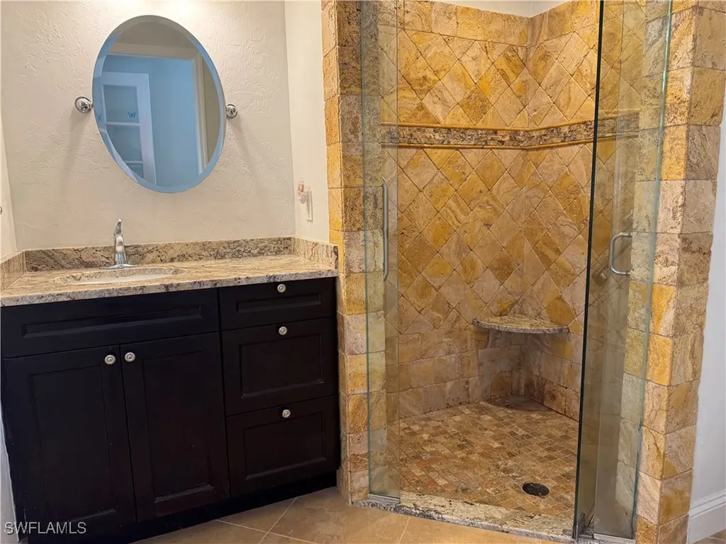 458 W Valley Drive Bonita Springs FL 34134