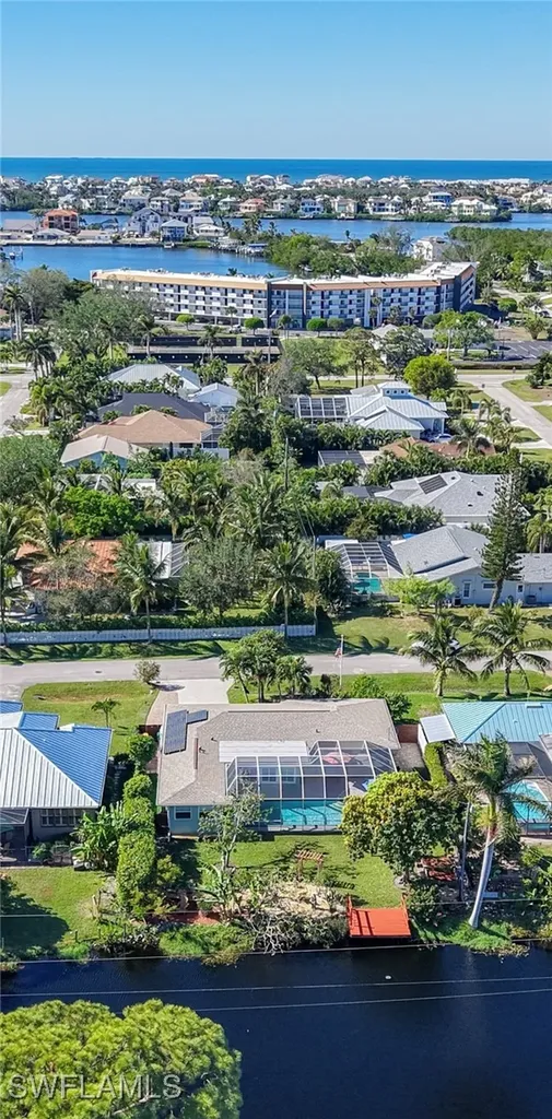 458 W Valley Drive Bonita Springs FL 34134