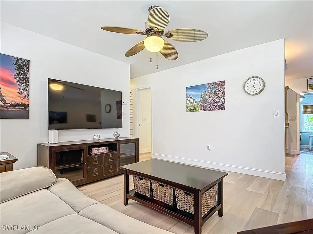 458 W Valley Drive Bonita Springs FL 34134