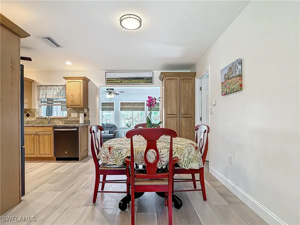 458 W Valley Drive Bonita Springs FL 34134