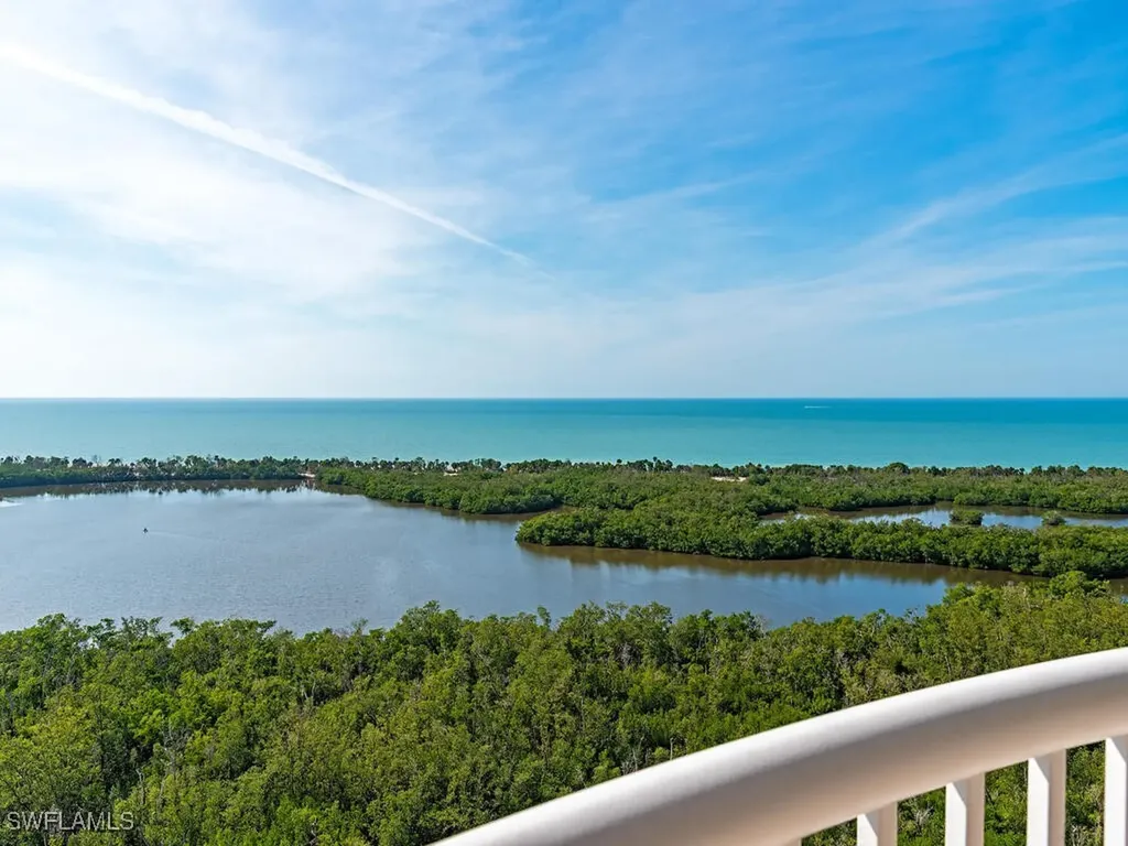 6849 Grenadier Boulevard Naples FL 34108