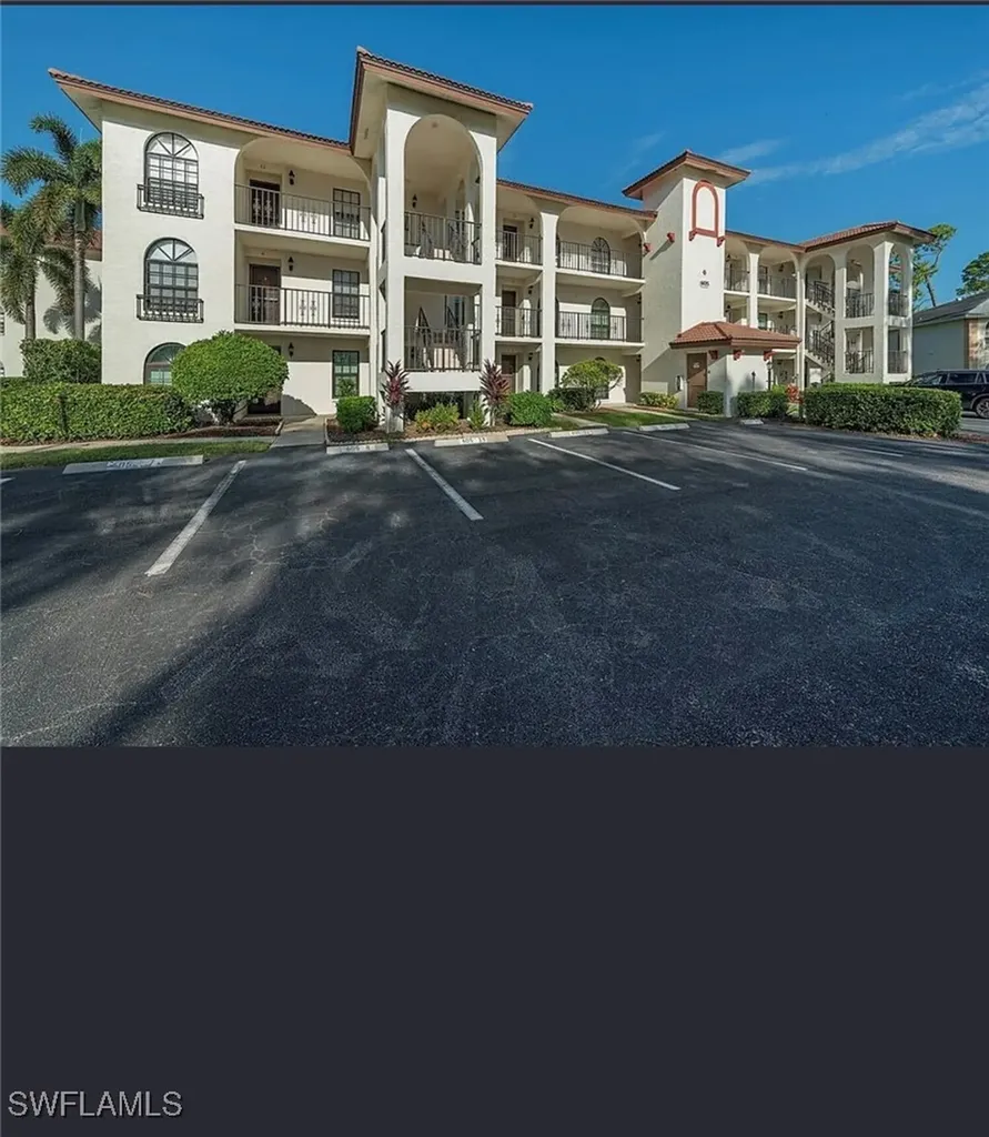605 Augusta Boulevard Naples FL 34113