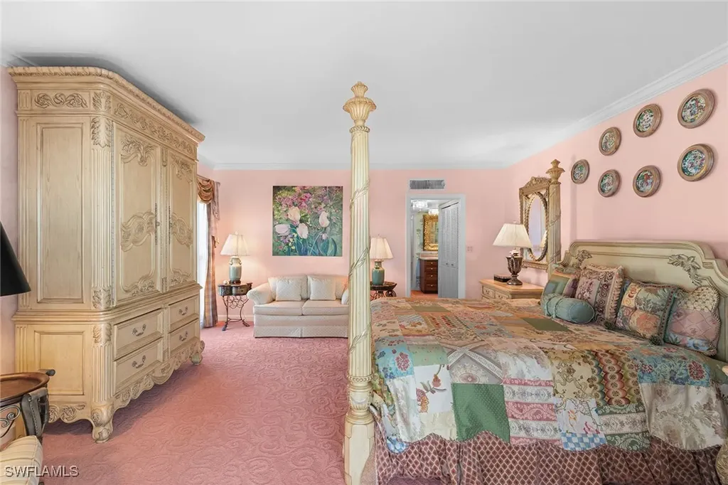 1285 Gulf Shore Boulevard N Naples FL 34102