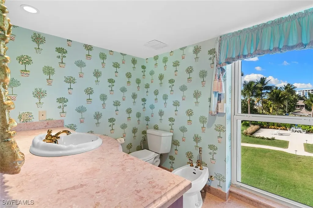 1285 Gulf Shore Boulevard N Naples FL 34102