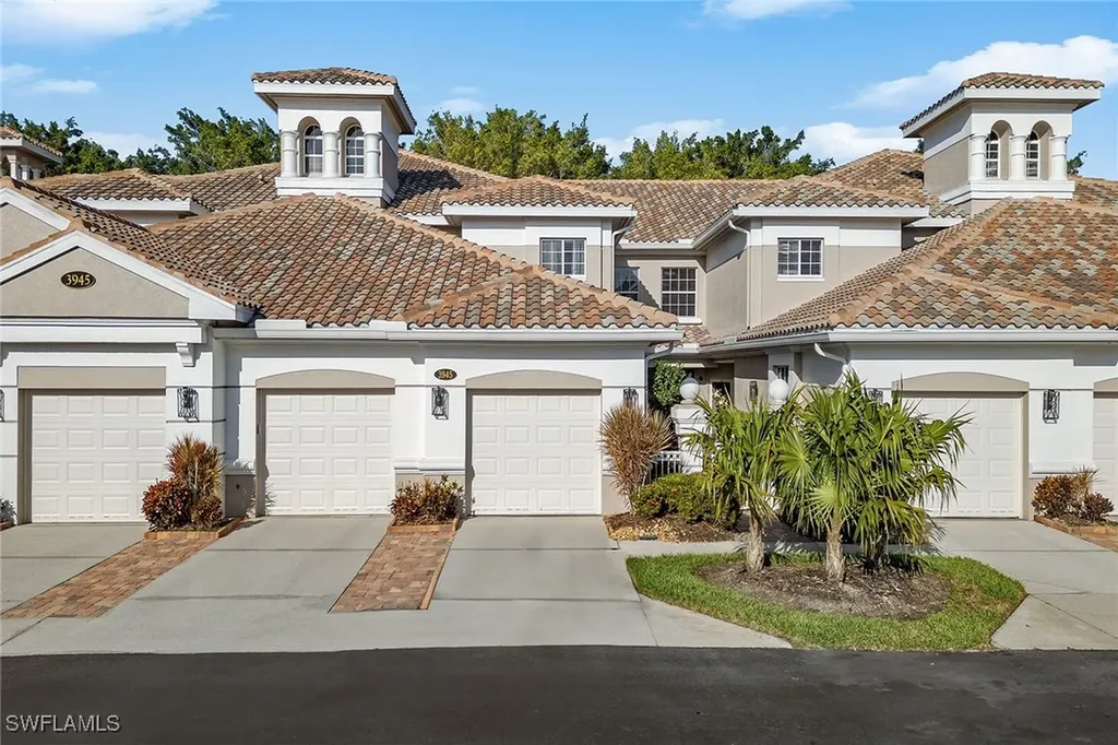 3945 Deer Crossing Court Naples FL 34114