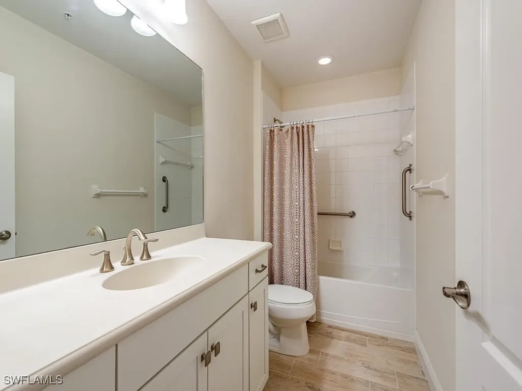 6981 Avalon Circle Naples FL 34112
