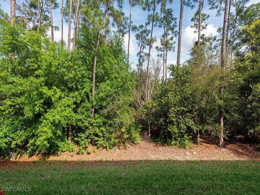 6981 Avalon Circle Naples FL 34112