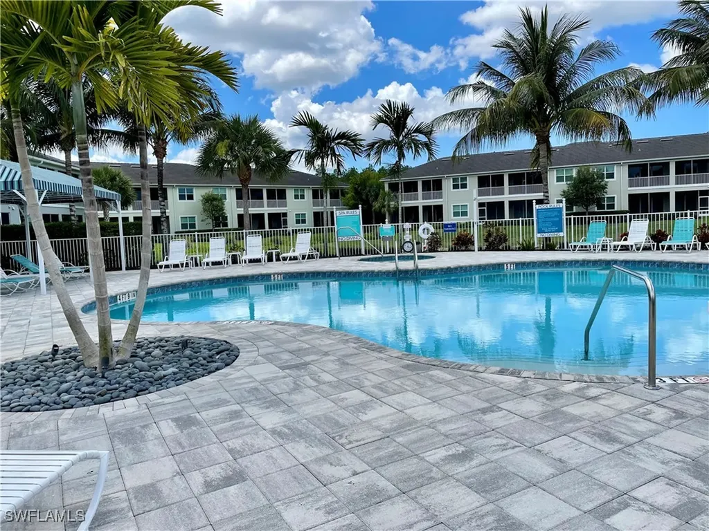 6981 Avalon Circle Naples FL 34112