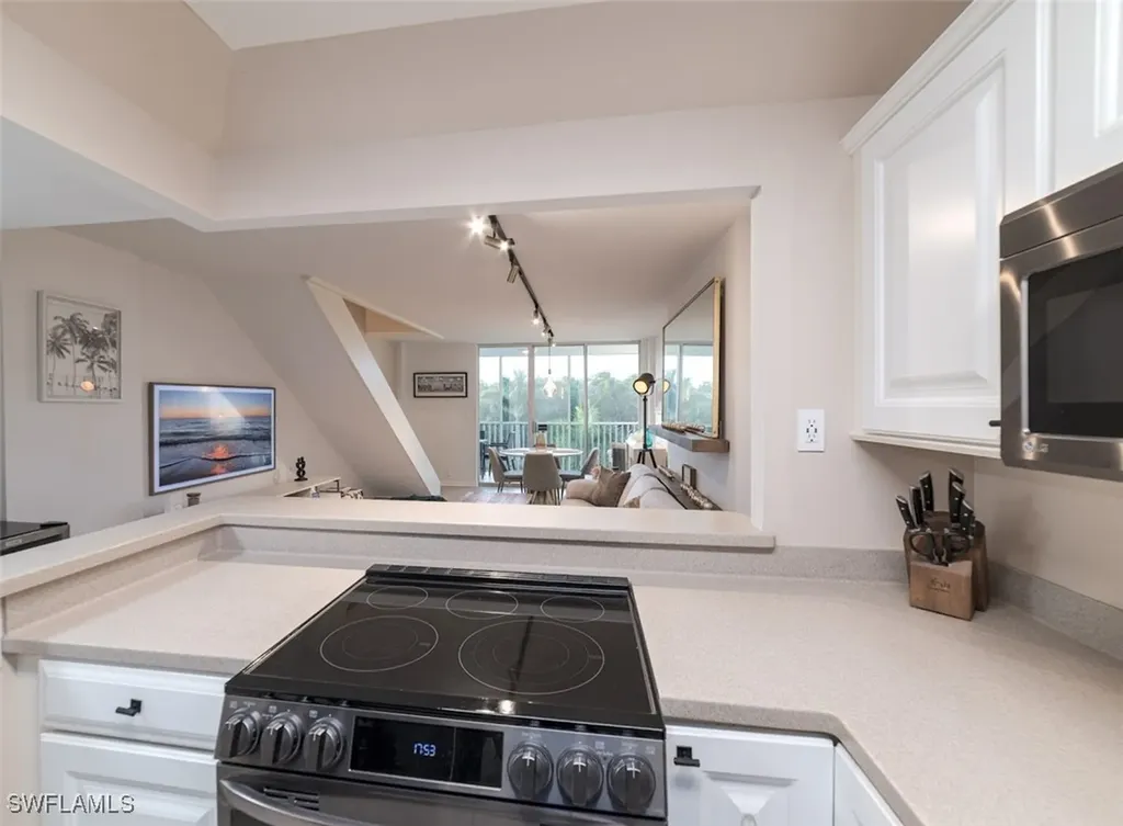 5 Bluebill Avenue Naples FL 34108