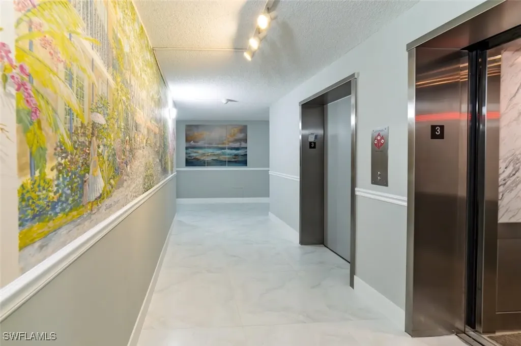 5 Bluebill Avenue Naples FL 34108