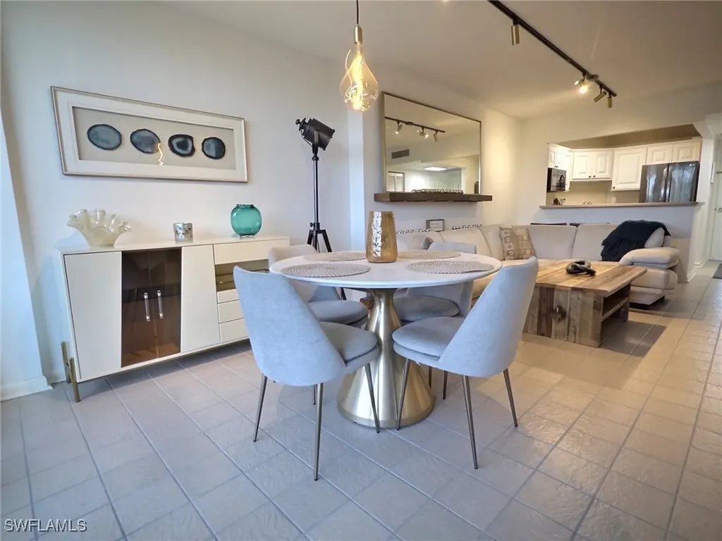 5 Bluebill Avenue Naples FL 34108