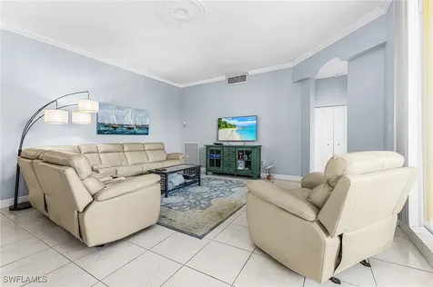 451 Bayfront Place Naples FL 34102