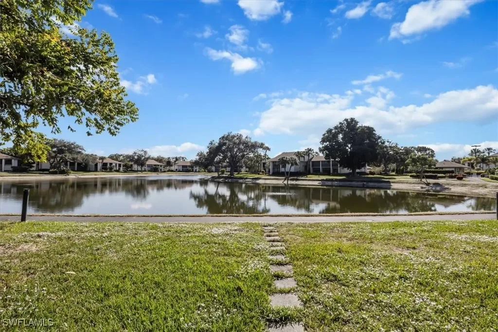 544 Retreat Drive Naples FL 34110